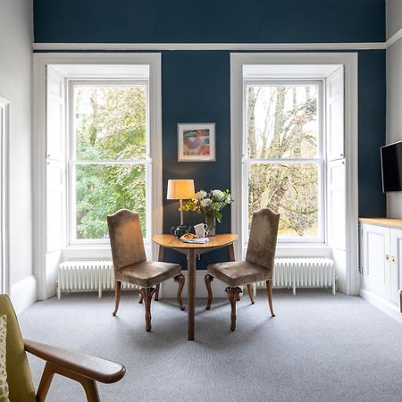 Spacious, Light-Filled Central Period Apartment Bath Exterior foto